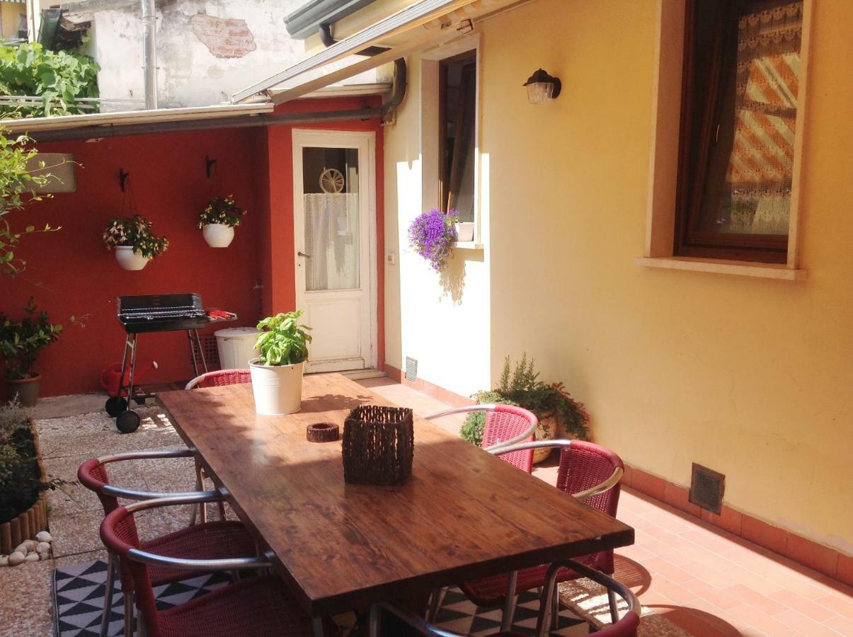 维亚雷焦Casa Mario Dei Pini别墅 外观 照片